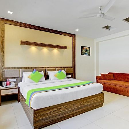 Hotel Treebo Trend Amritsar Regency Exterior foto